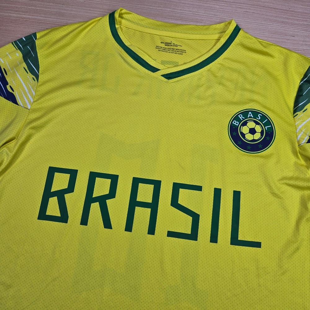 Brasil Neymar Jr 10 Soccer Jersey Mens L Yellow Graphic Short Sleeve Sportswear